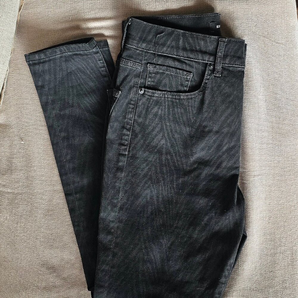 Express Jeans Black Animal Print, Size 10R